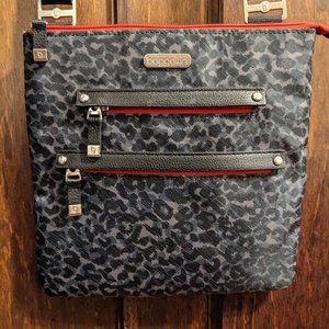Cheetah Print Crossbody Baggalini